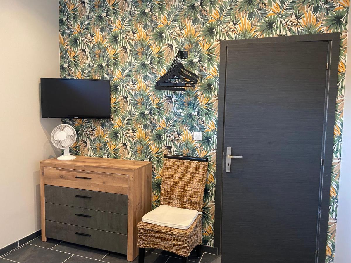 Chambre Tout Confort Avec Commodites Espace Repas Wifi Parking Вімере Екстер'єр фото